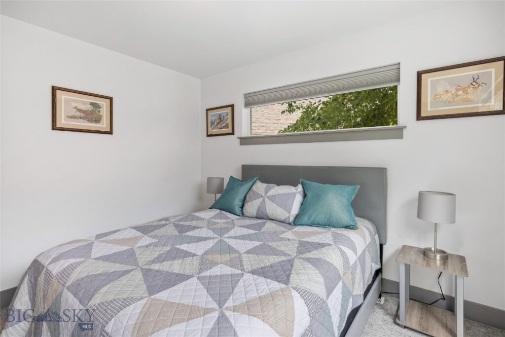 26 Locomotive Loop, Bozeman MT 59718