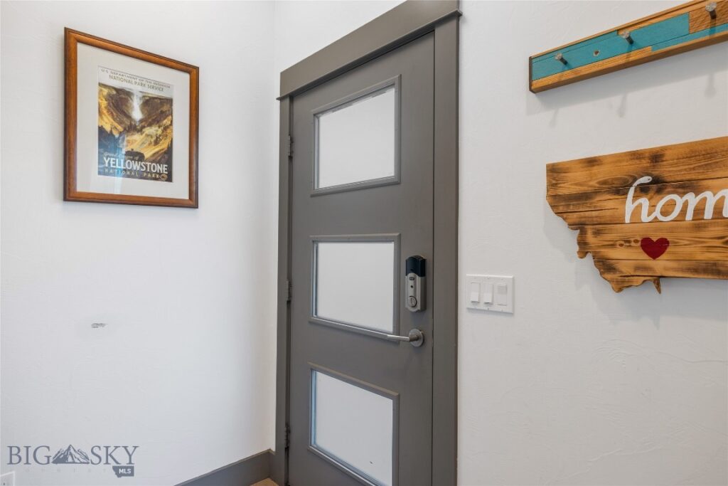 26 Locomotive Loop, Bozeman MT 59718