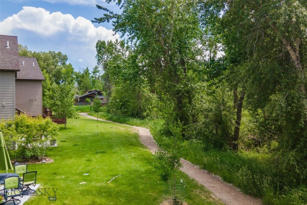 26 Locomotive Loop, Bozeman MT 59718