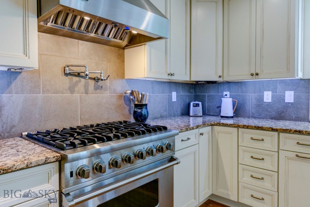 30 Gardner Park, Bozeman MT 59715