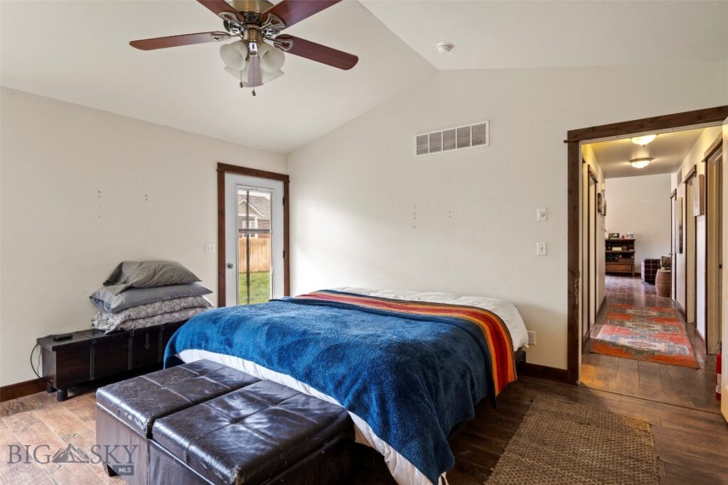 339 Cedar Wood, Bozeman MT 59718