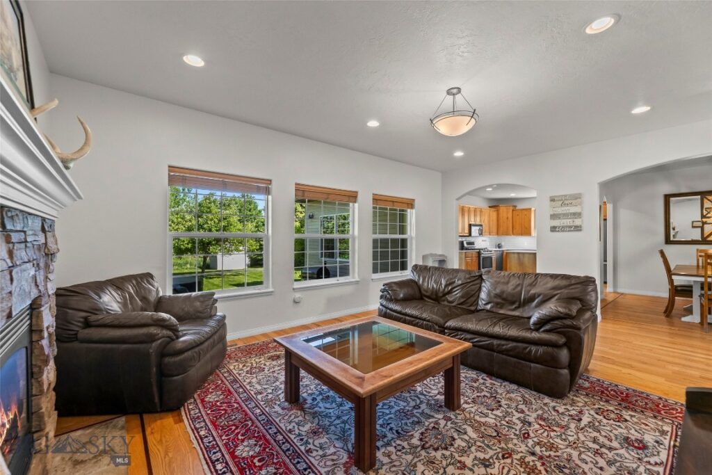 359 Annie Glade Drive, Bozeman MT 59718