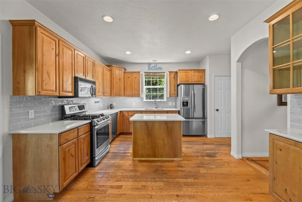 359 Annie Glade Drive, Bozeman MT 59718