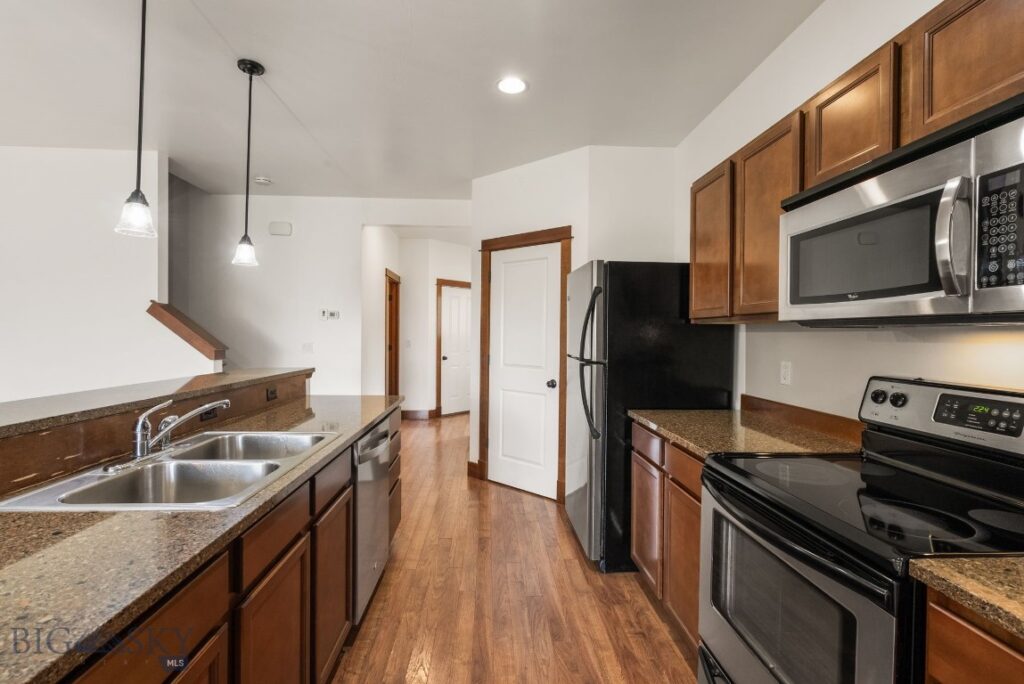 812 Rosa, Bozeman MT 59718