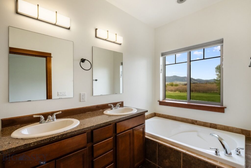 812 Rosa, Bozeman MT 59718