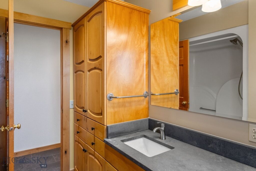 4100 Pasha Lane, Bozeman MT 59718