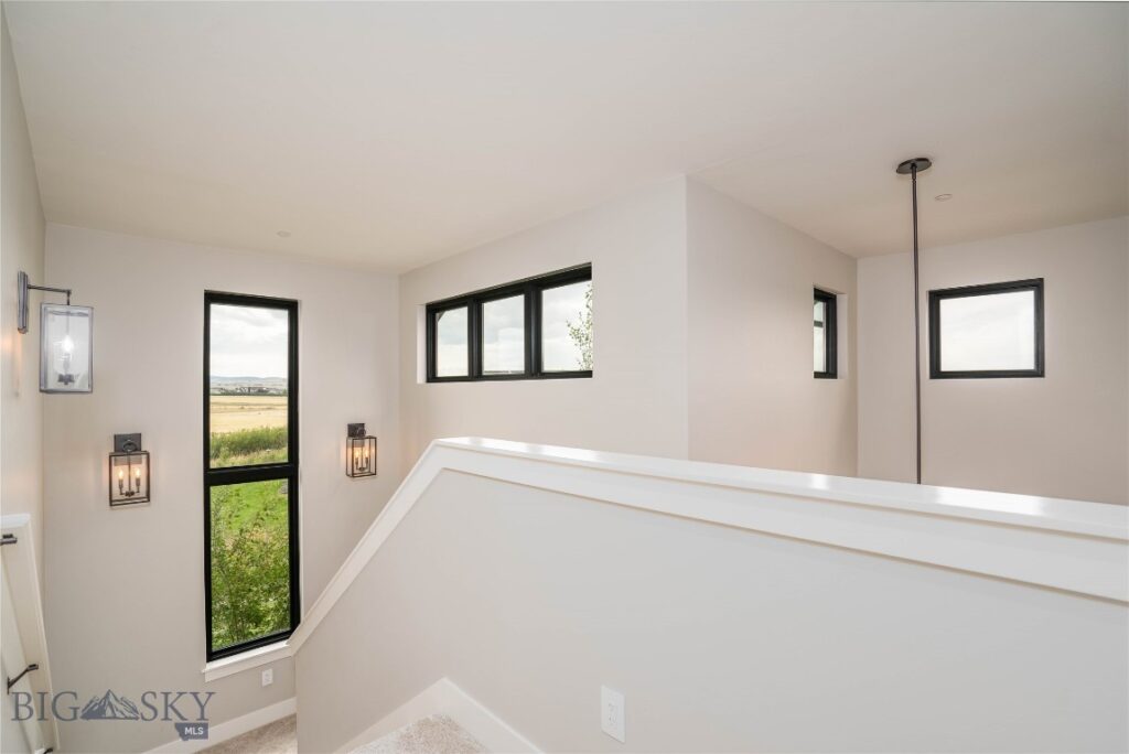 28 Defender Lane, Bozeman MT 59718