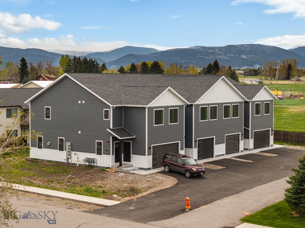 100 Bow Perch Lane, Bozeman MT 59718