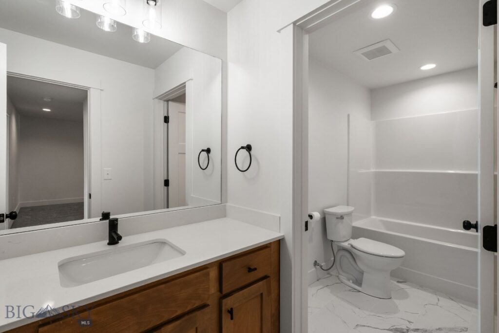 100 Bow Perch Lane, Bozeman MT 59718