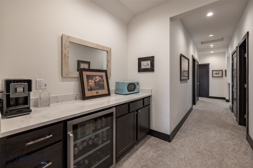 197 White Horse Loop, Bozeman MT 59718