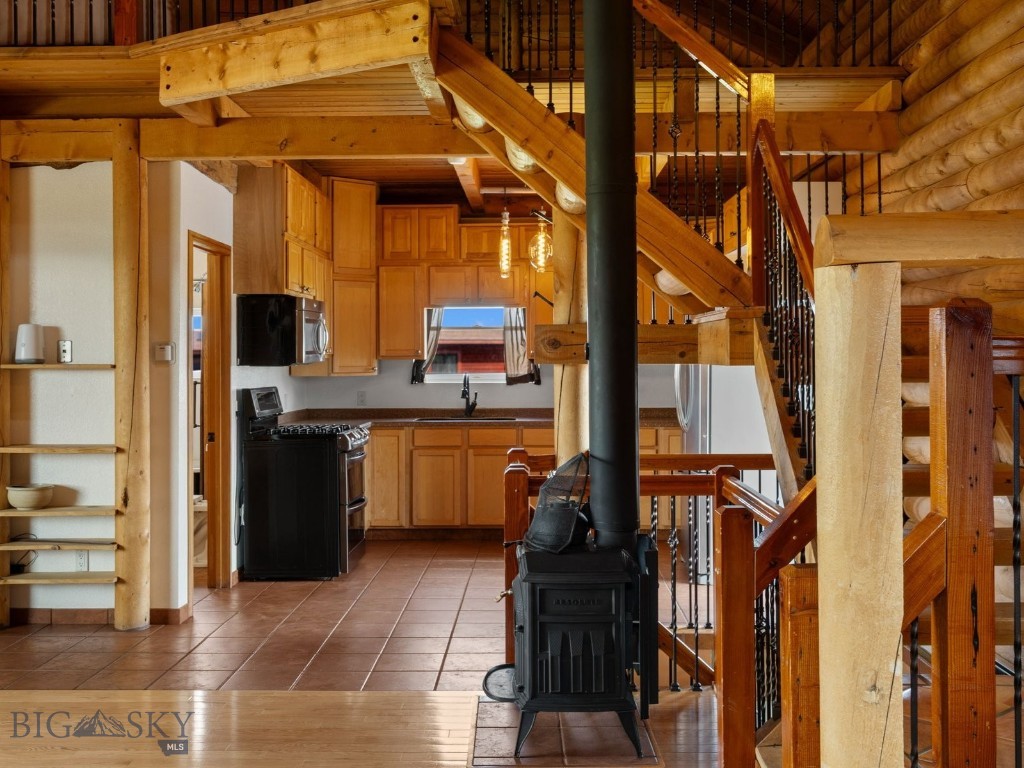 77300 Gallatin Road, Bozeman MT 59718