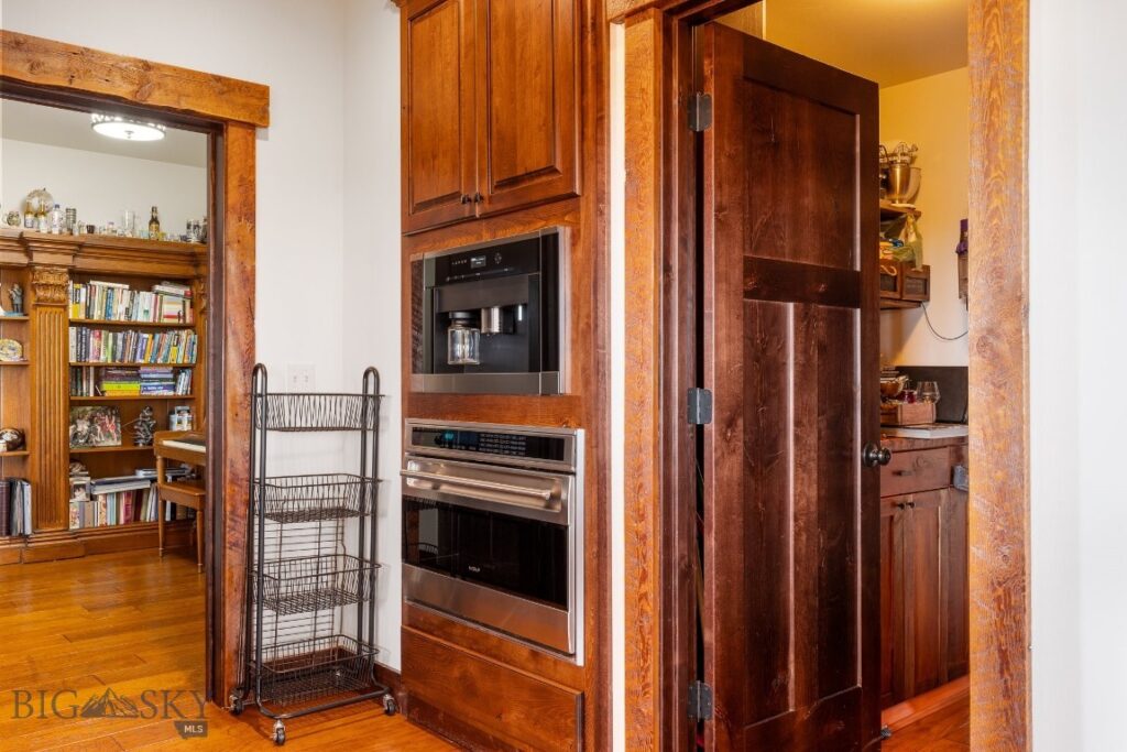 209 Black Bull Trail, Bozeman MT 59718