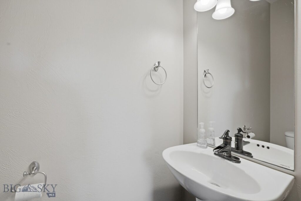 4726 Glenwood Drive, Bozeman MT 59718