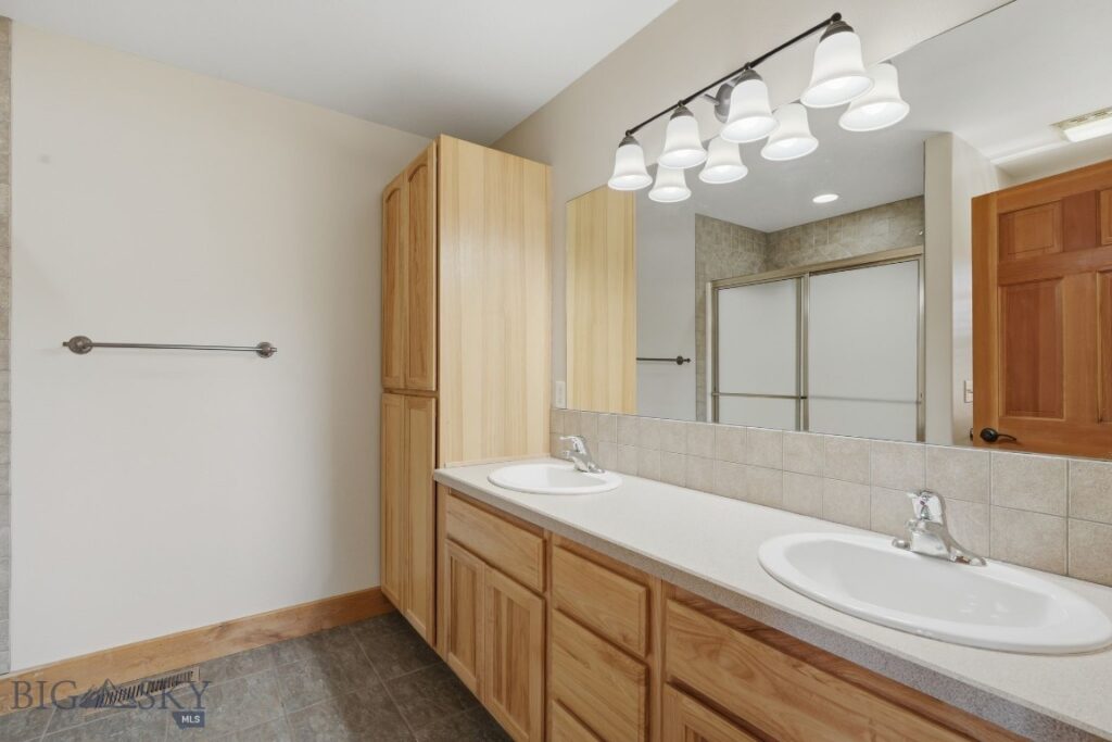 4726 Glenwood Drive, Bozeman MT 59718