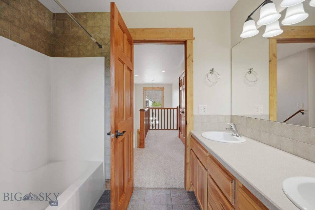 4726 Glenwood Drive, Bozeman MT 59718