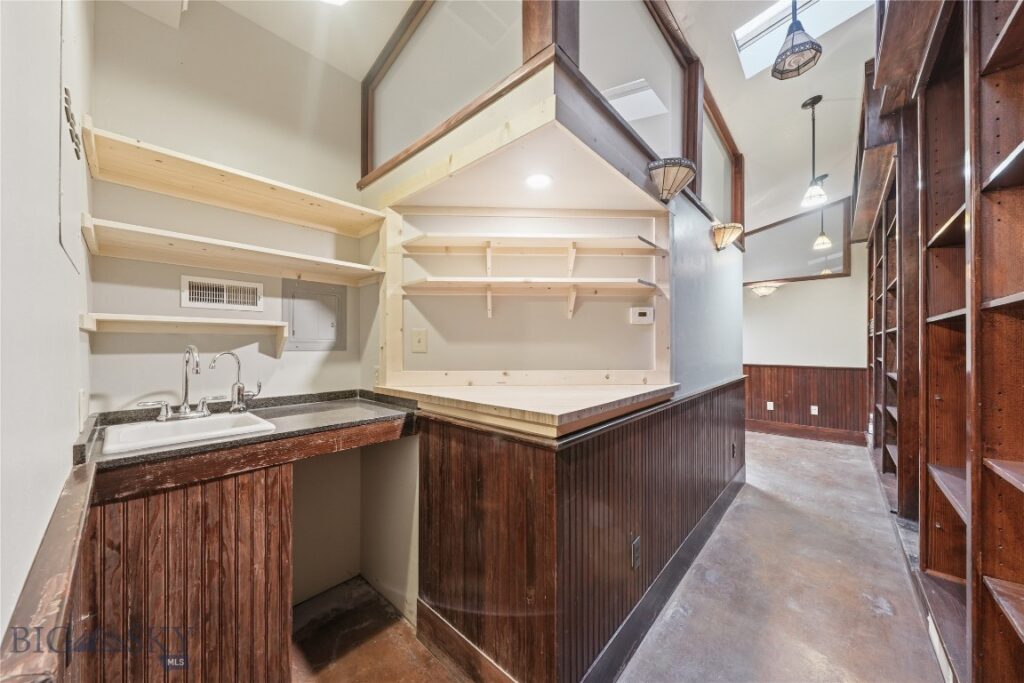 103 S 8th Avenue, Bozeman MT 59715