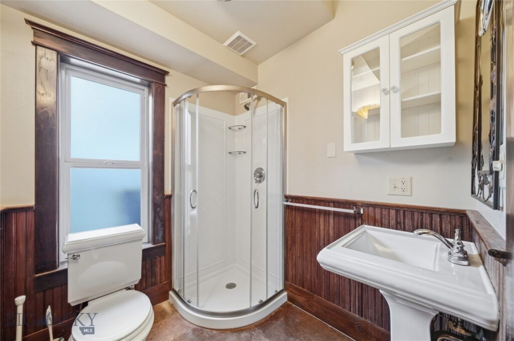103 S 8th Avenue, Bozeman MT 59715