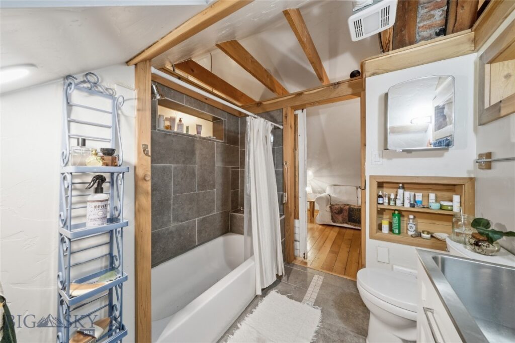 103 S 8th Avenue, Bozeman MT 59715