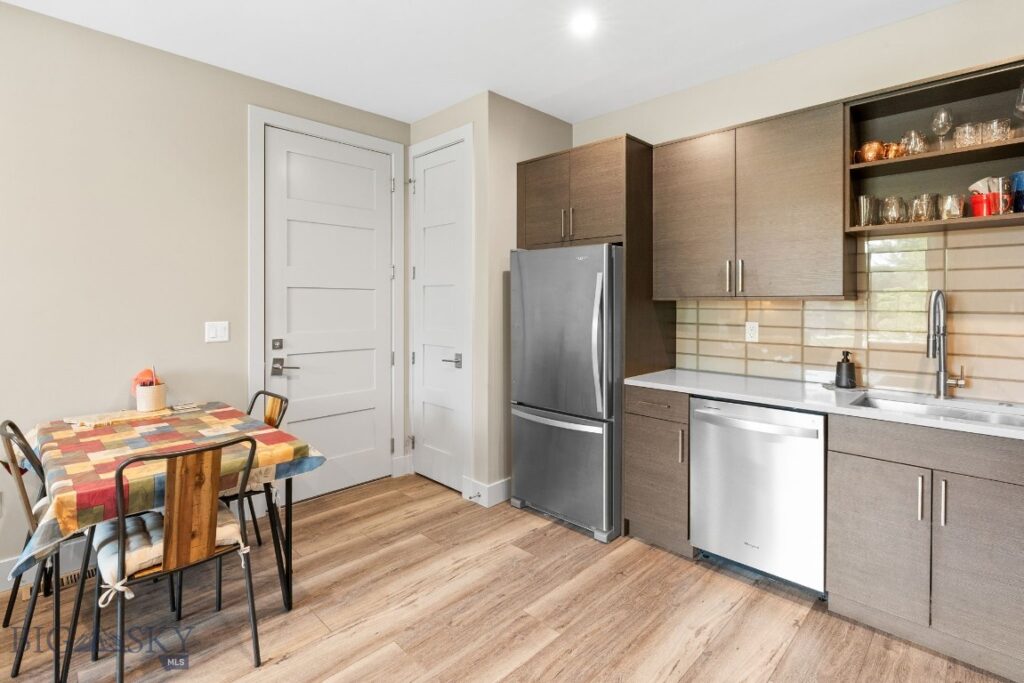 496 Black Bull, Bozeman MT 59718