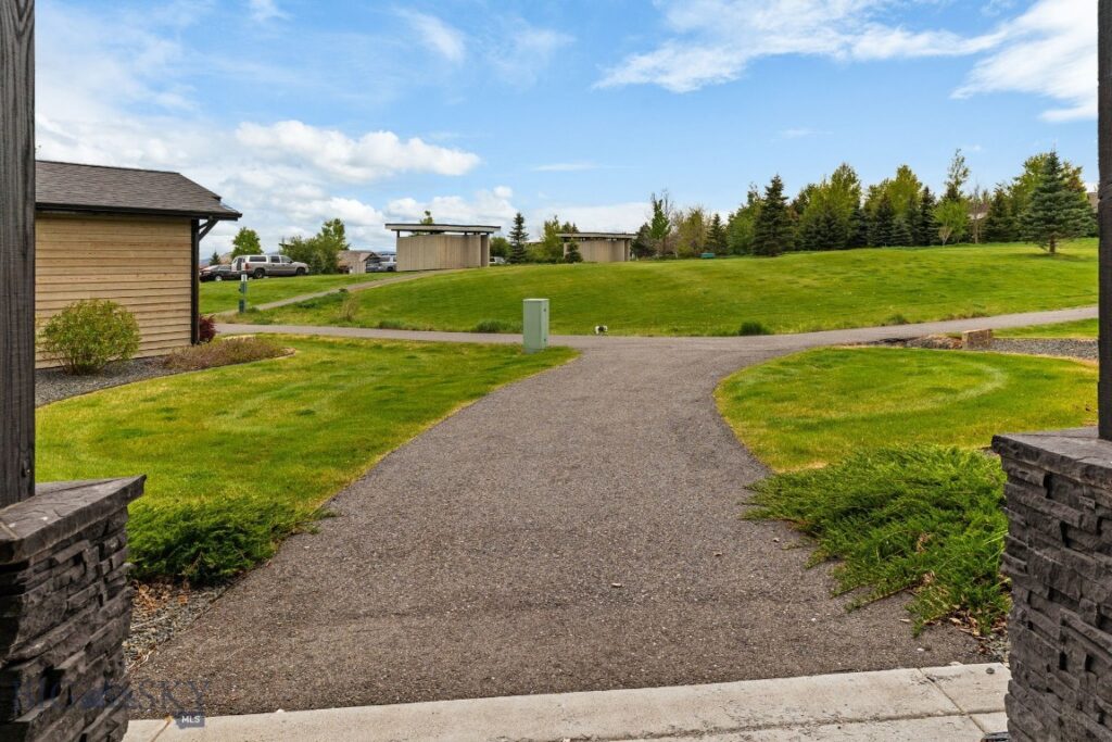 496 Black Bull, Bozeman MT 59718