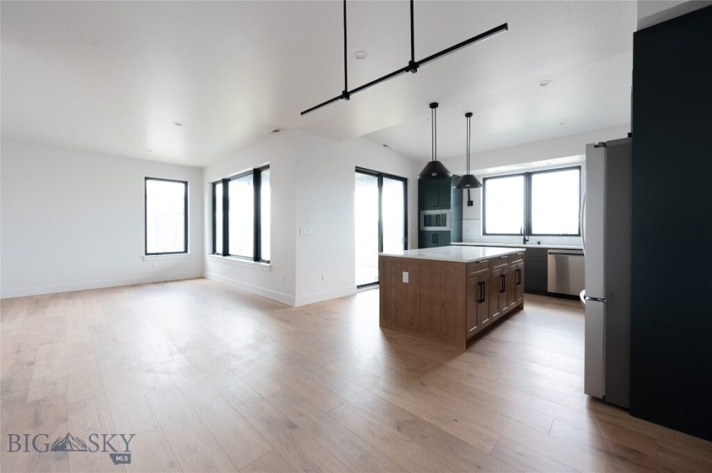 1220 Flanders Creek Avenue, Bozeman MT 59718