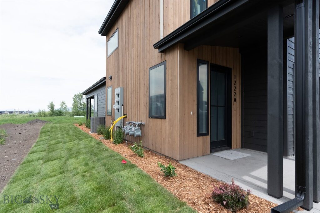 1220 Flanders Creek Avenue, Bozeman MT 59718