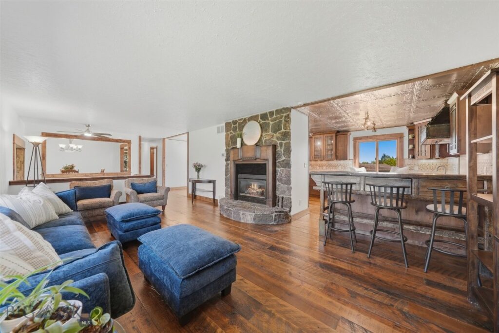 266 Cougar, Bozeman MT 59718