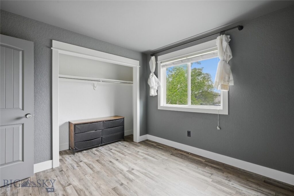 16 Arrowwood Dr, Bozeman MT 59718