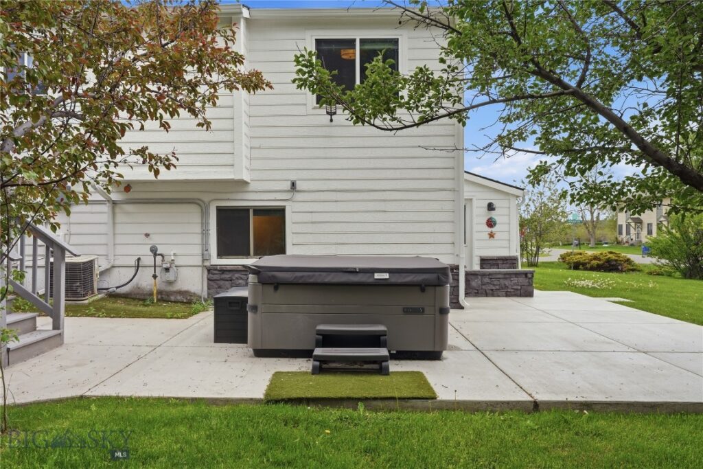 16 Arrowwood Dr, Bozeman MT 59718