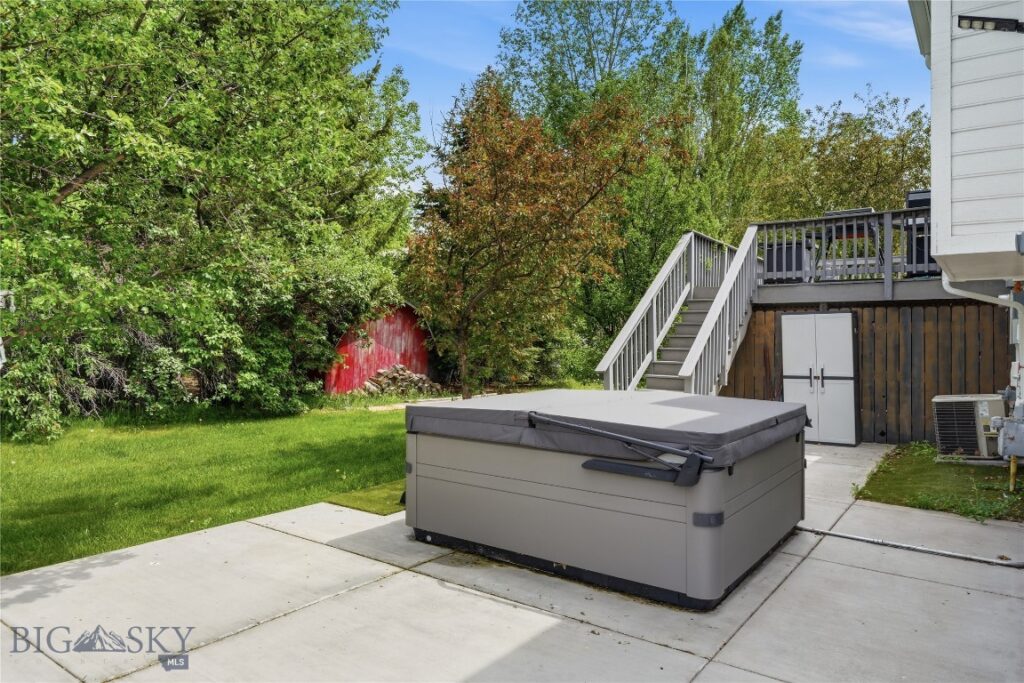 16 Arrowwood Dr, Bozeman MT 59718