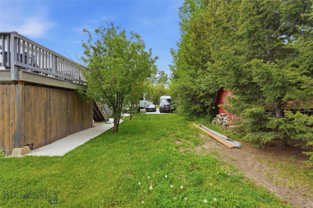 16 Arrowwood Dr, Bozeman MT 59718