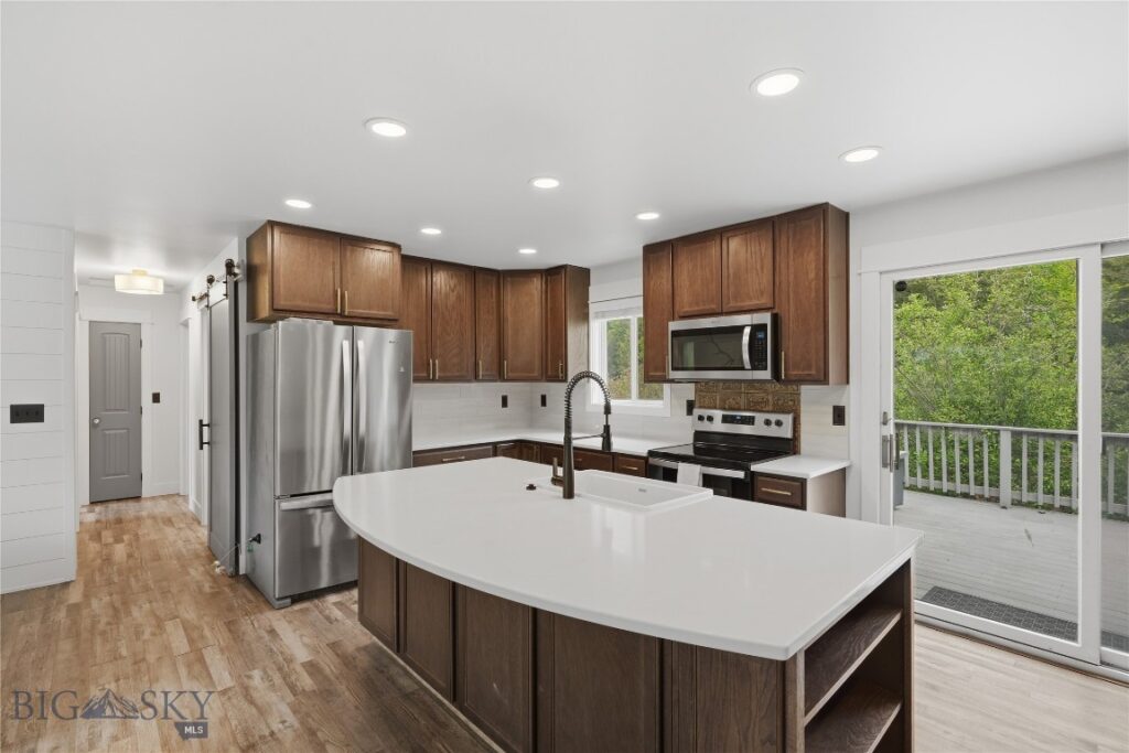 16 Arrowwood Dr, Bozeman MT 59718