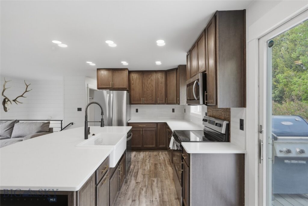 16 Arrowwood Dr, Bozeman MT 59718