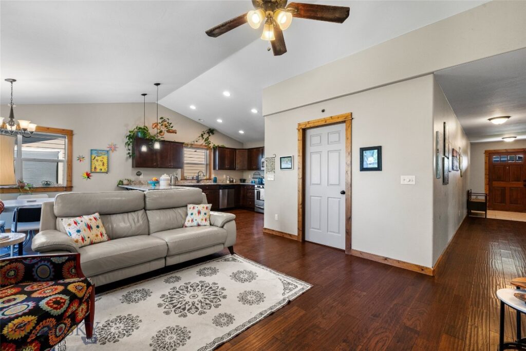 399 Ramshorn Peak Lane, Bozeman MT 59718