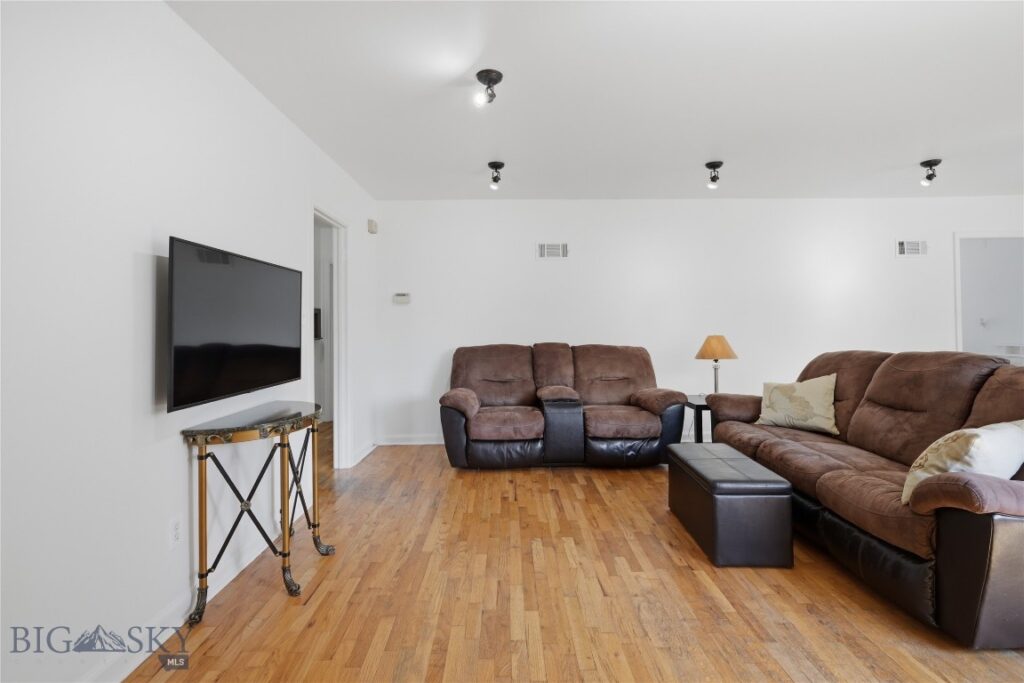 718 S 14th Avenue, Bozeman MT 59715