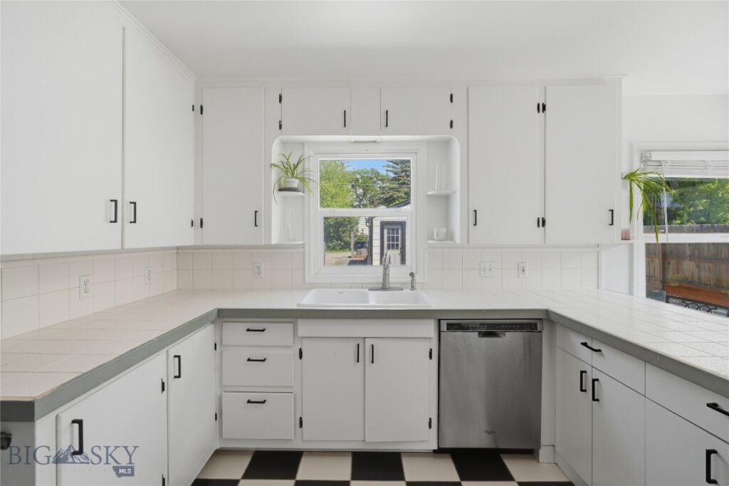 718 S 14th Avenue, Bozeman MT 59715