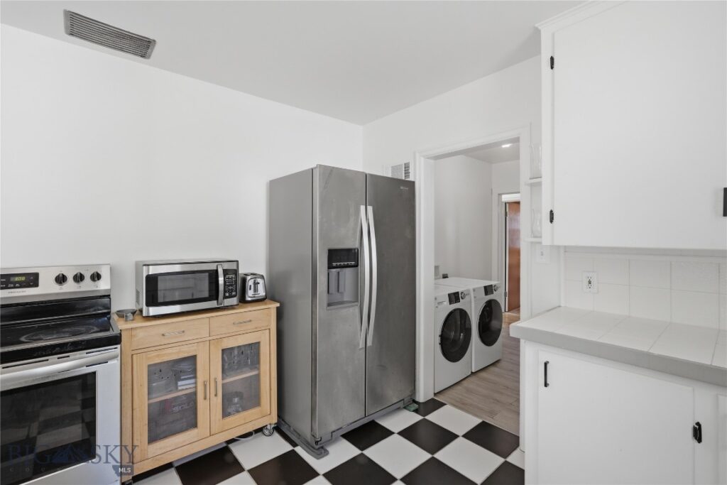 718 S 14th Avenue, Bozeman MT 59715
