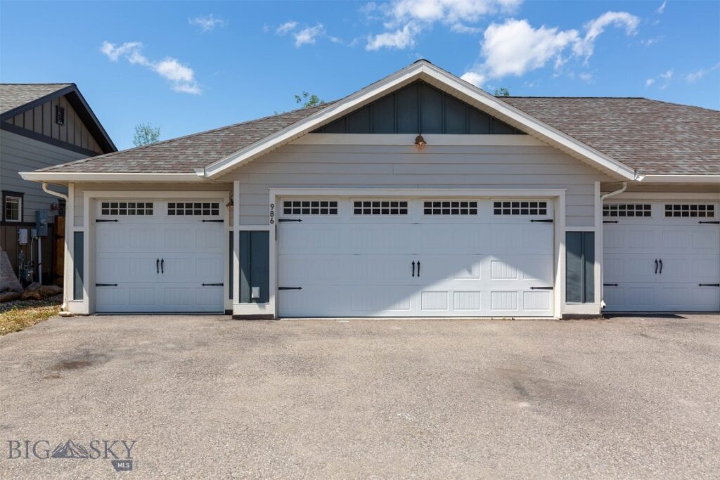 986 Flanders Creek, Bozeman MT 59718