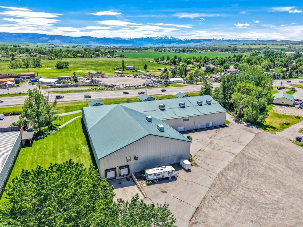 8247 Huffine Lane, Bozeman MT 59718