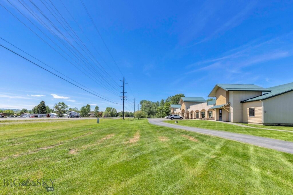 8247 Huffine Lane, Bozeman MT 59718