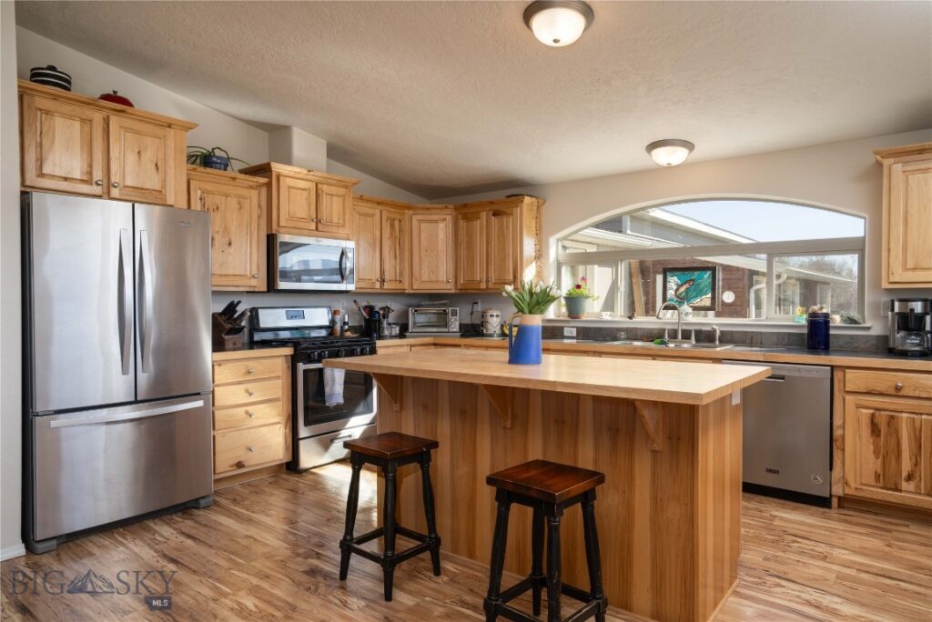 770 McReynolds Road, Bozeman MT 59718