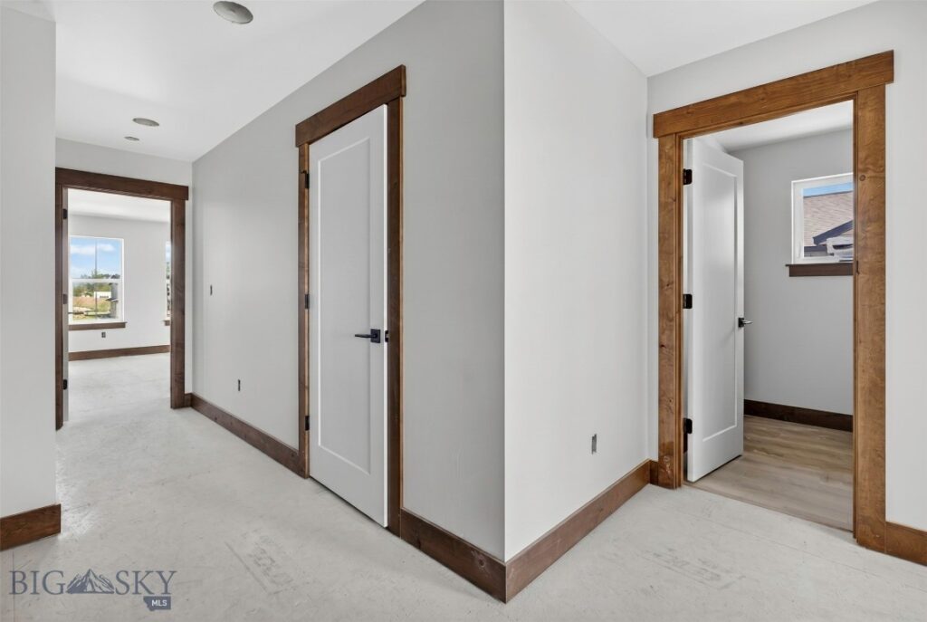 215 Sage Grouse Drive, Bozeman MT 59718