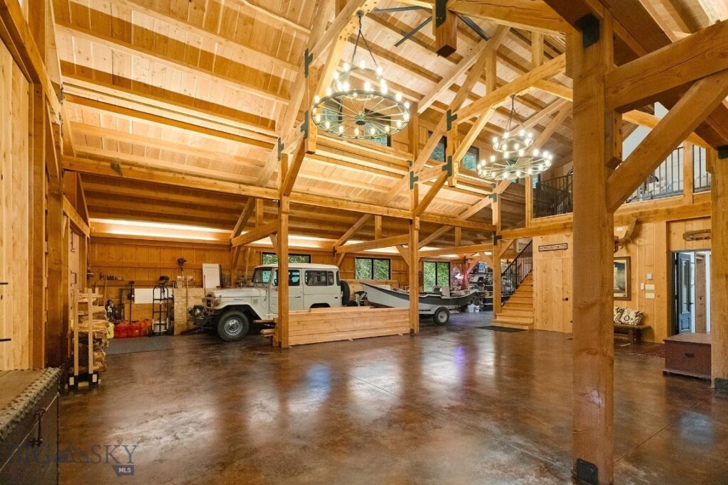 9440 Saddle Mountain Road, Bozeman MT 59715