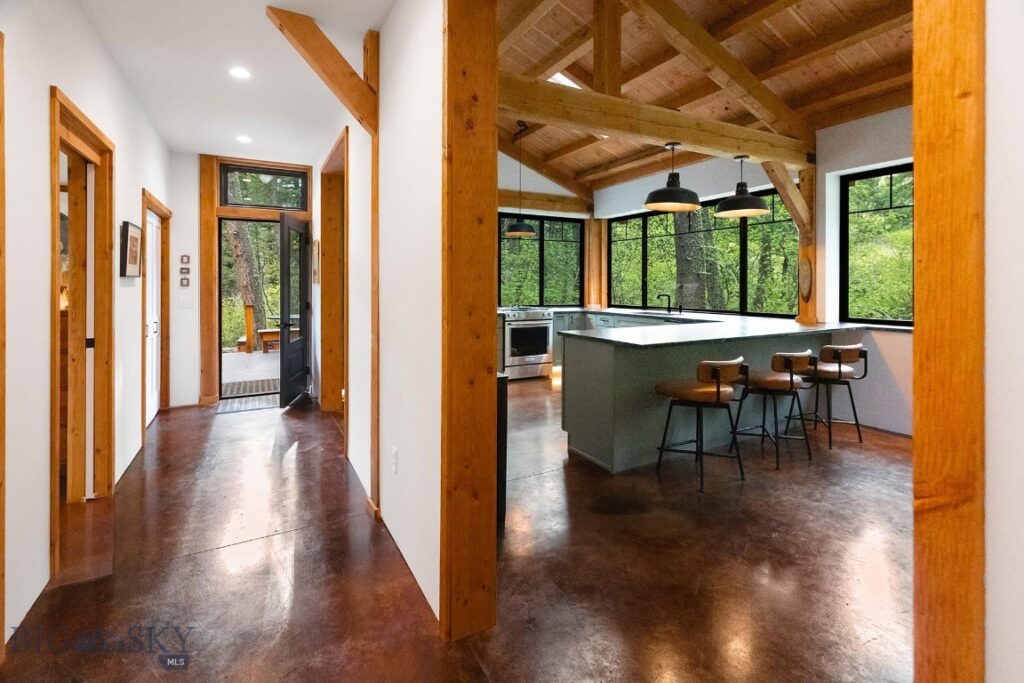 9440 Saddle Mountain Road, Bozeman MT 59715