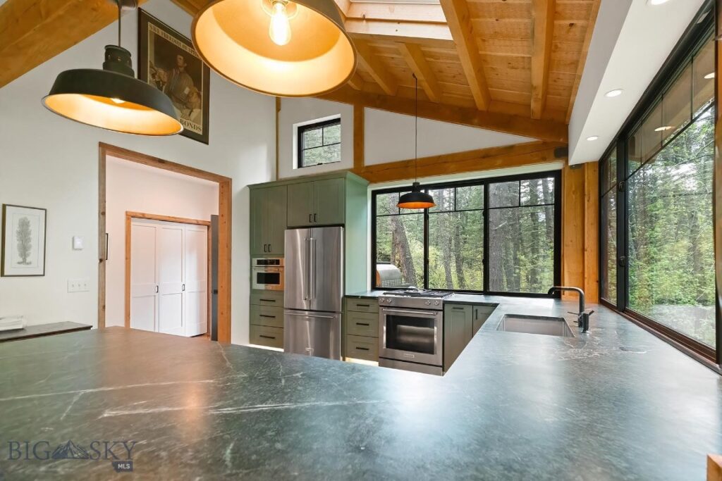 9440 Saddle Mountain Road, Bozeman MT 59715