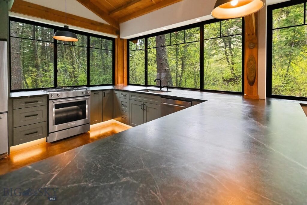 9440 Saddle Mountain Road, Bozeman MT 59715