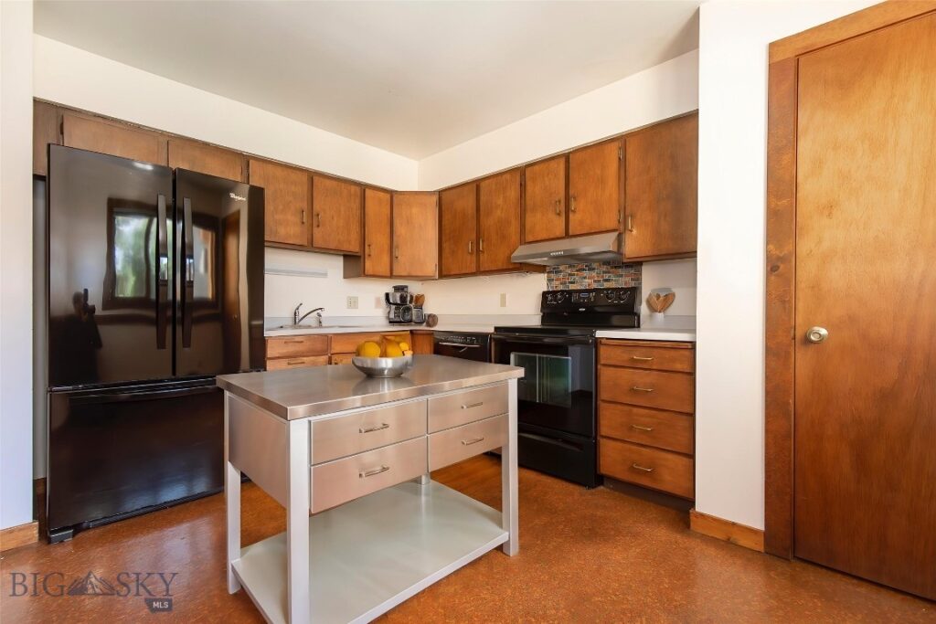1811 S Black Avenue, Bozeman MT 59715