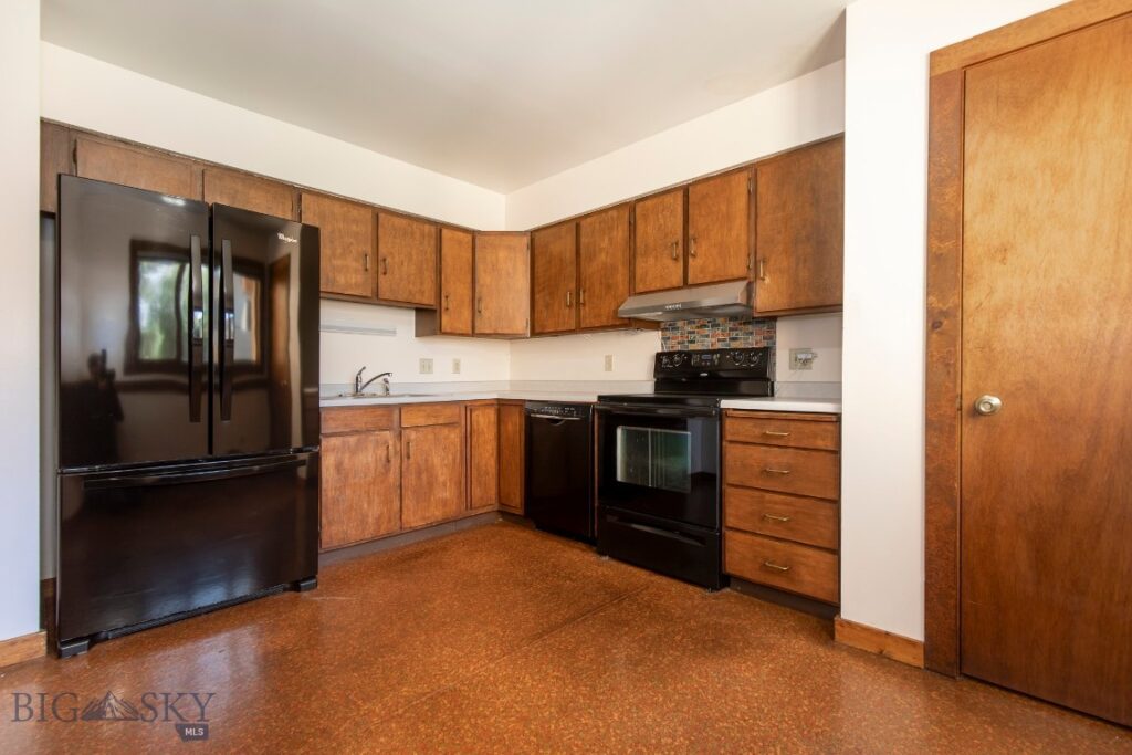 1811 S Black Avenue, Bozeman MT 59715