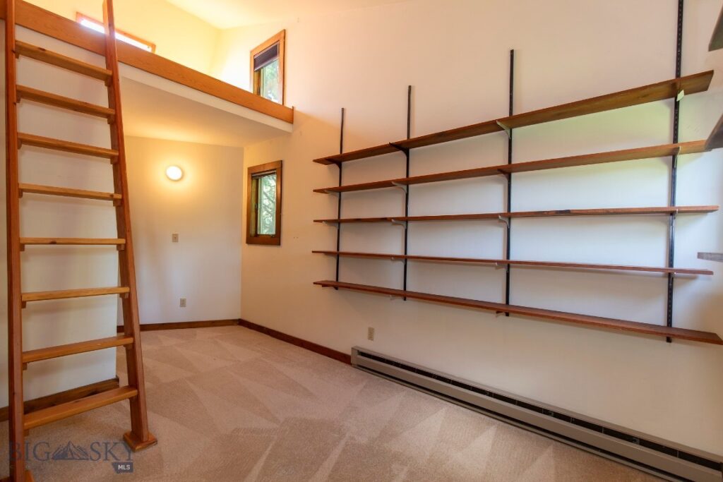 1811 S Black Avenue, Bozeman MT 59715