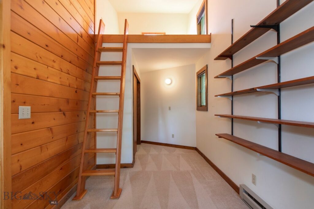 1811 S Black Avenue, Bozeman MT 59715